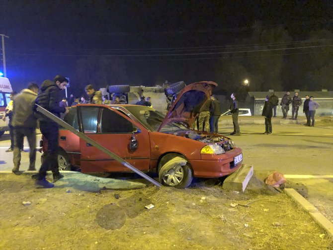 Iğdır'da zırhlı polis aracı ile otomobil çarpıştı: 4 yaralı