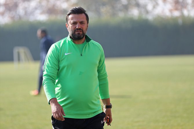 Kayserispor Teknik Direktörü Bülent Uygun, Sivasspor maçından üç puan bekliyor