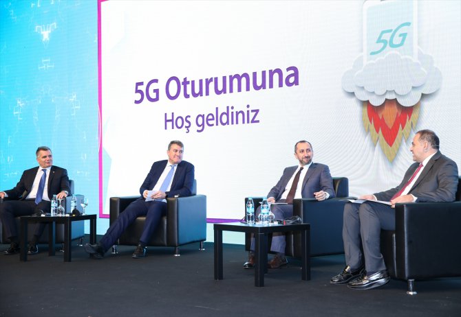 Mobilefest İstanbul "5G ve İleri Teknolojilerle Geleceğe Bakış Paneli"