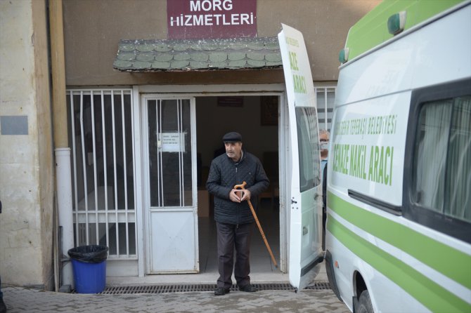 GÜNCELLEME - Eskişehir'de 1,5 ay önce eski eşi tarafından satırla yaralanan kadın hayatını kaybetti
