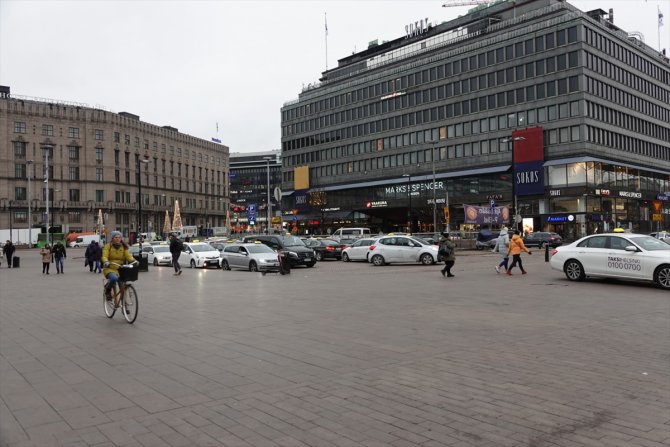 Finlandiya'da yayılan grev dalgası günlük hayatı etkiliyor