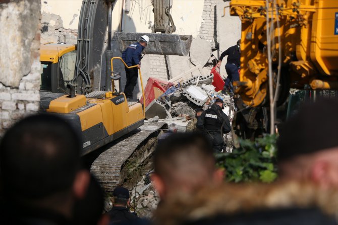 Arnavutluk'taki depremde ölü sayısı 26'ya çıktı
