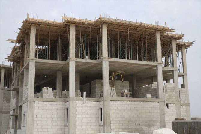İHH, savaş mağdurlarına teslim edilecek evlerin inşasını sürdürüyor