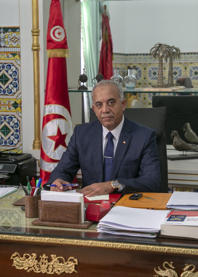 Tunus'ta hükümeti kurmakla görevlendirilen Habib el-Cemli: "Hiçbir grubu dışlamayacağız"