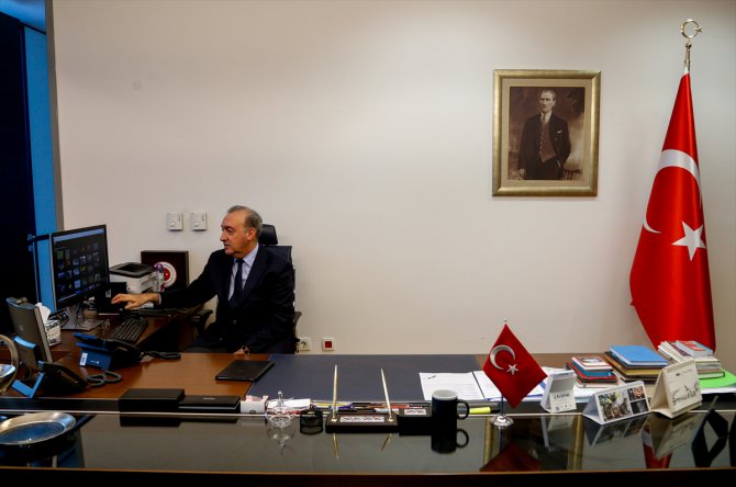 Türkiye'nin Saraybosna Büyükelçisi Koç, AA'nın "Yılın Fotoğrafları" oylamasına katıldı