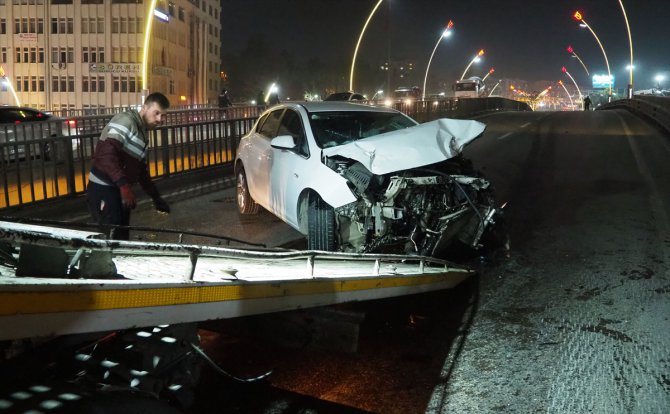 Uşak'ta trafik kazası: 5 yaralı