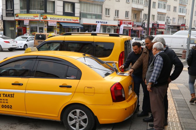 Çankırılı taksiciler AA'nın "Yılın Fotoğrafları" oylamasına katıldı