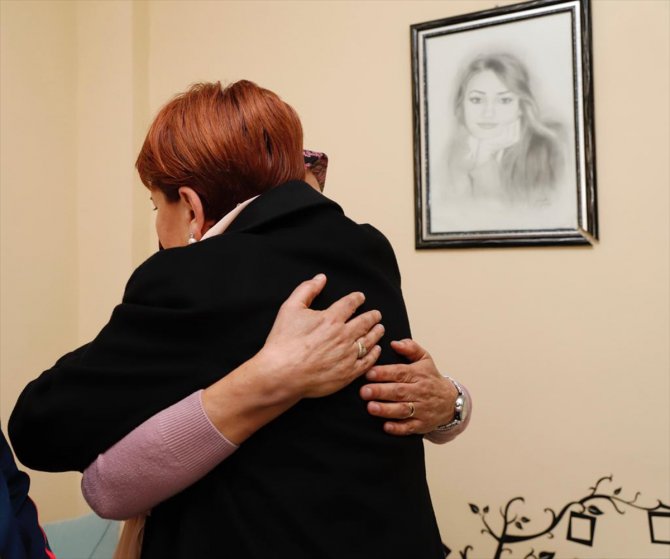 Akşener'den şehit Esma Çevik'in ailesine taziye ziyareti