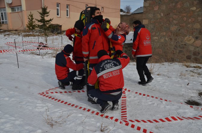 Kars'ta kimyasal ve radyoaktif olaylara hazırlık için tatbikat yapıldı