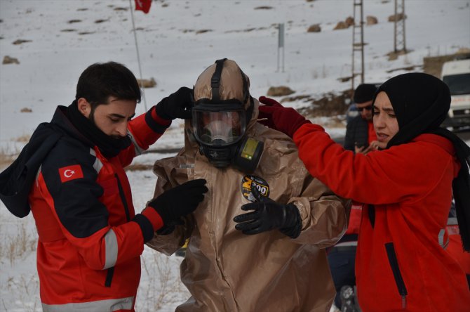 Kars'ta kimyasal ve radyoaktif olaylara hazırlık için tatbikat yapıldı