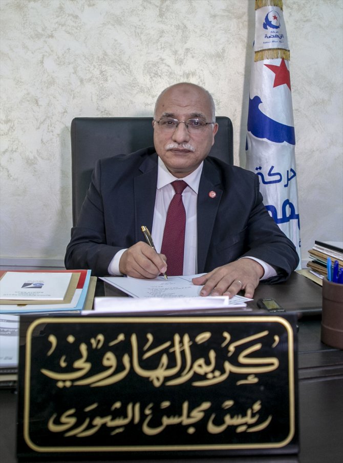 Tunus'taki Nahda Hareketi yöneticilerinden Haruni: "Devrimcileri hükümete katılmaya ikna etmeye çalışıyoruz"