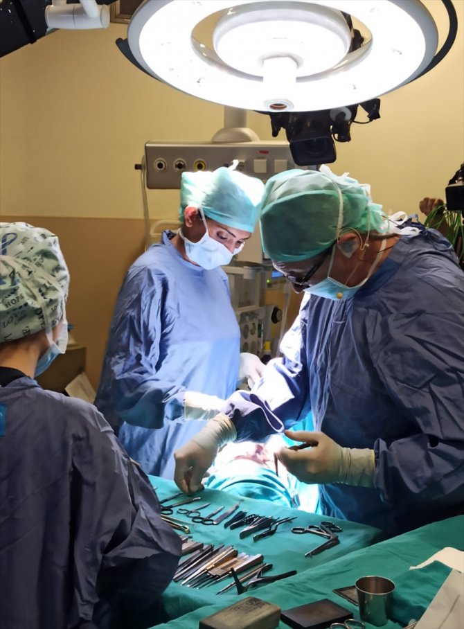 Avrupa Burun Cerrahisi Derneği: "Türkiye, burun cerrahisinde dünyada en önde"
