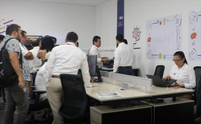 TİKA'dan Kolombiya'daki girişimcilere tasarım ve eğitim merkezi