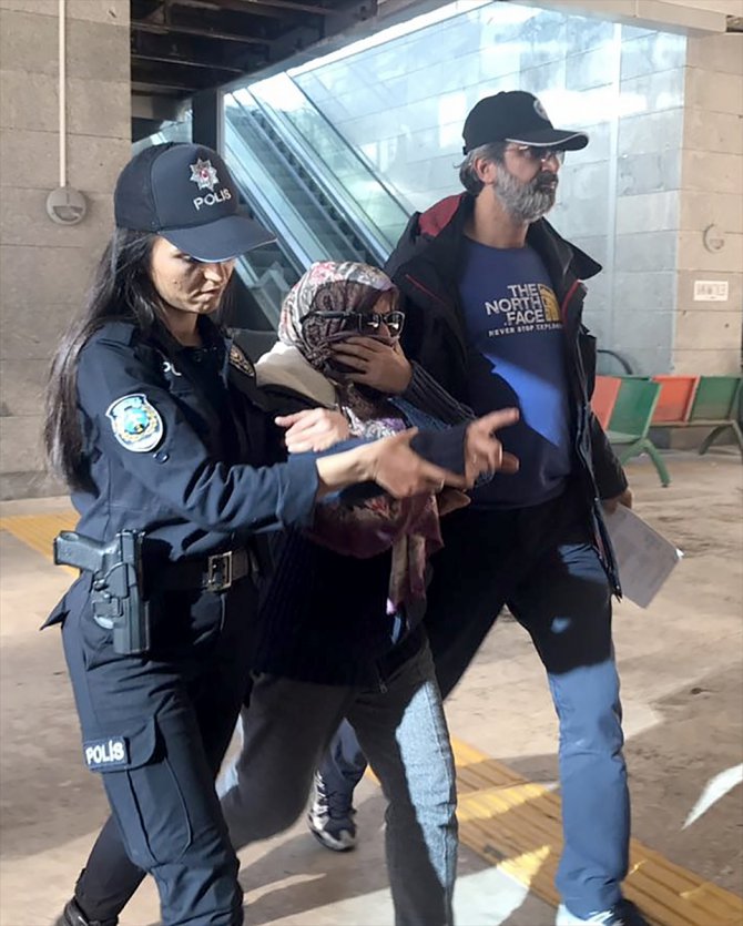 GÜNCELLEME- Uçakta taşkınlık yapan kadın yolcu gözaltına alındı