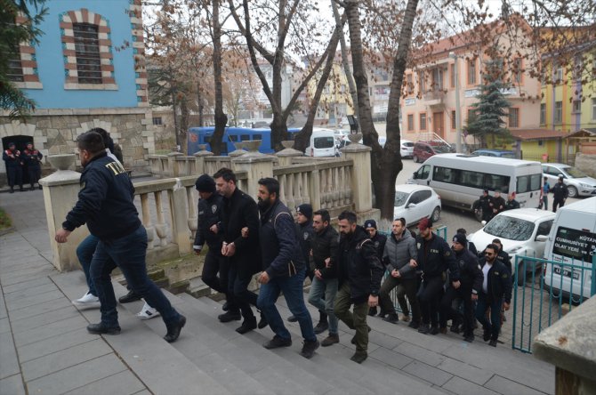 FETÖ'nün askeri mahrem yapılanmasına yönelik operasyonda 9 zanlıdan 8'i tutuklandı