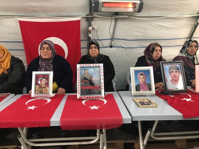 "Diyarbakır anneleri"nin evlat nöbeti 112'nci gününde