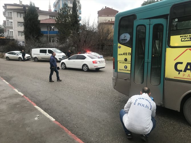 Karabük'te kapısı açılan otobüsten düşen kadın ağır yaralandı