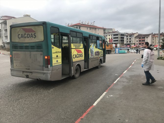 Karabük'te kapısı açılan otobüsten düşen kadın ağır yaralandı