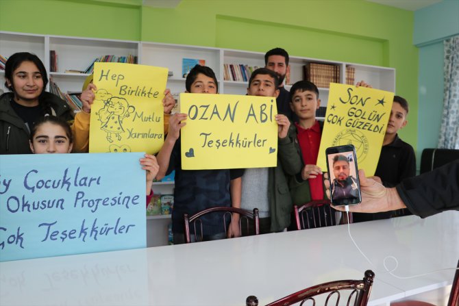 Ozan Tufan, Diyarbakırlı öğrencilerin yüzünü güldürdü