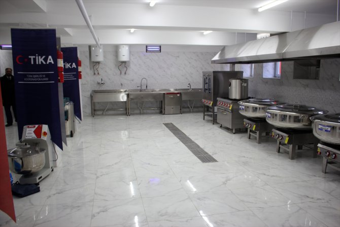 TİKA Afganistan Dışişleri Bakanlığı mutfağını yeniledi