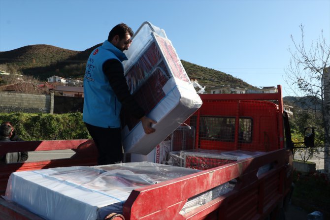 Türkiye, Arnavutluk'taki depremzedelere yardıma devam ediyor