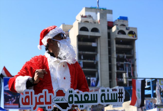 Bağdat'ta gösterilerin merkezi Tahrir'de yılbaşı etkinlikleri