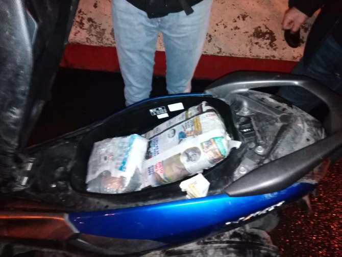 Ankara'da yolcu otobüsü bagajındaki motosikletten uyuşturucu çıktı