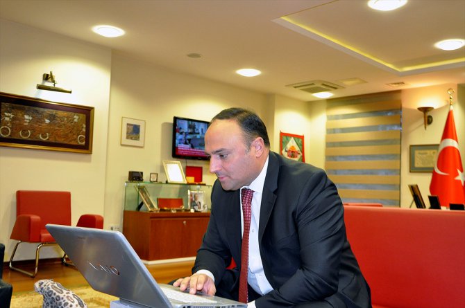 Türkiye'nin Bişkek Büyükelçisi Fırat, AA'nın "Yılın Fotoğrafları" oylamasına katıldı