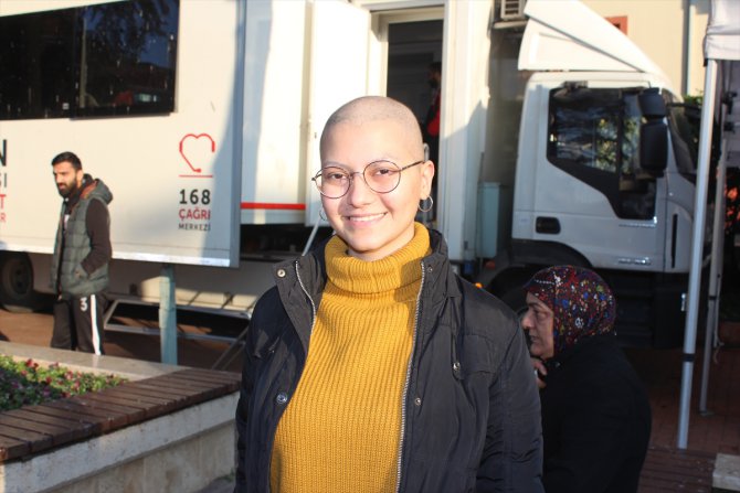 Bursa'da lenf kanserine yakalanan tıp öğrencisi Elif Azra için kök hücre bağışı yapıldı