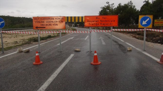 Mersin'de bir bölümü çöken Silifke-Mut kara yolu trafiğe kapatıldı