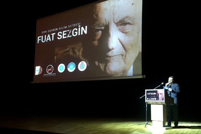 "Son Devrin Bilim Abidesi Fuat Sezgin" belgeselinin galası Konya'da yapıldı
