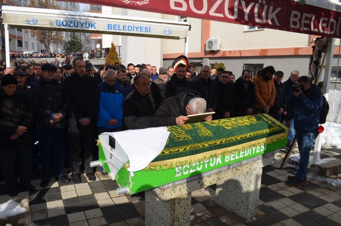 Kazada ölen genç avukatın cenazesi toprağa verildi