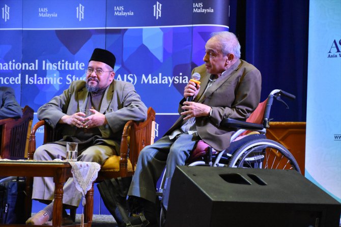 Malezya'daki seminerde İslam dünyasındaki bölünmeler konuşuldu