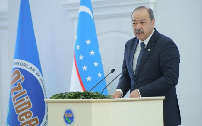 Özbekistan'da başbakanlığa yeniden Abdulla Aripov aday gösterildi