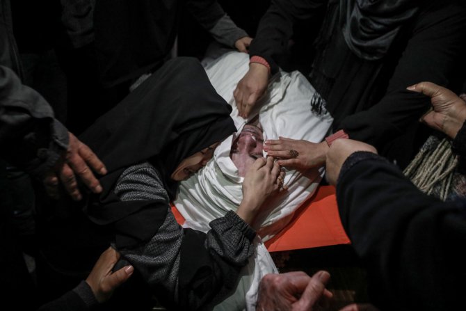 Gazze'deki gösterilerde yaralanan Filistinli 2 yıl sonra şehit oldu