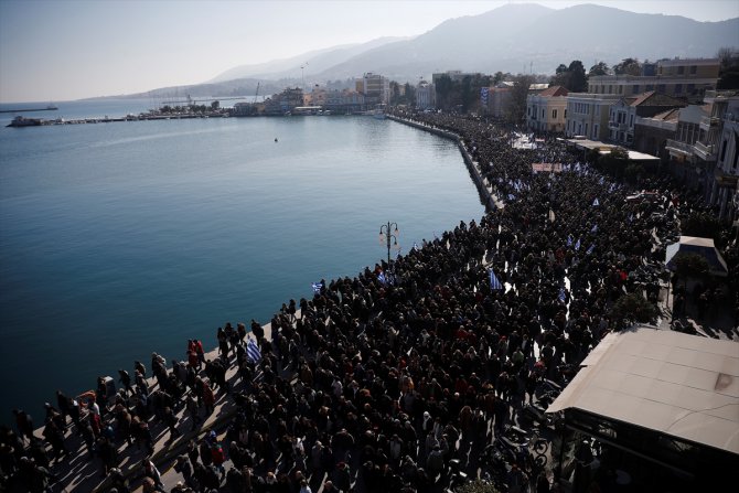 Yunan adalarında "göçmen krizi" grevi
