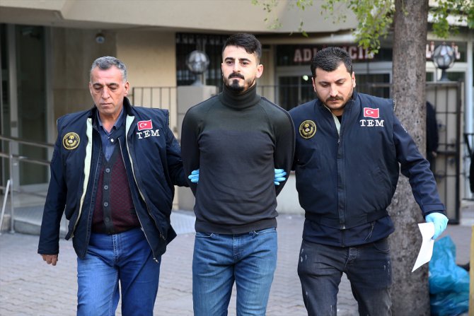 PKK şüphelisi Almanya'dan tatil için geldiği Adana'da yakalandı