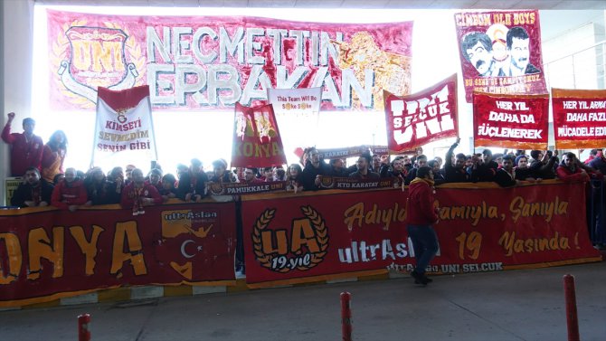 Galatasaray kafilesi Konya'ya geldi