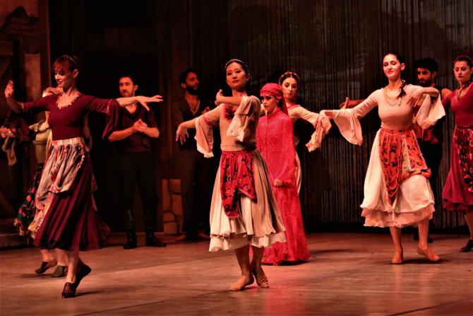 Mersin Devlet Opera ve Balesi, "Arda Boyları" balesini ilk kez sahneledi