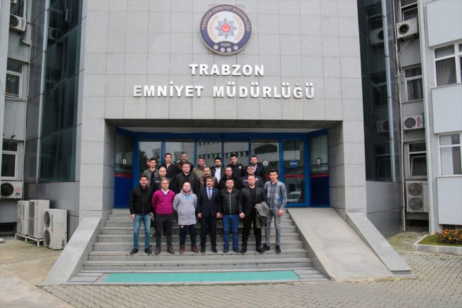 Trabzon Emniyet Müdürü Alper, Trabzonspor taraftar gruplarıyla bir araya geldi