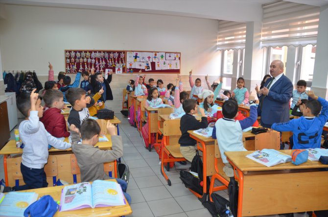 Şanlıurfa ve Kahramanmaraş'ta yarıyıl tatili sonrası öğrenciler ders başı yaptı