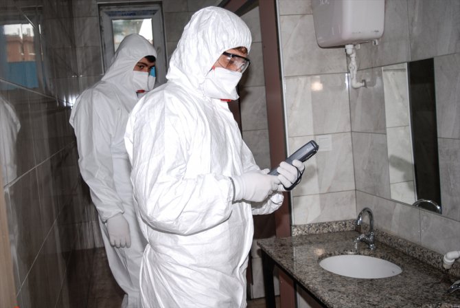 Ümraniye'de okullar virüslere karşı nano gümüş iyon teknolojisi ile dezenfekte edildi