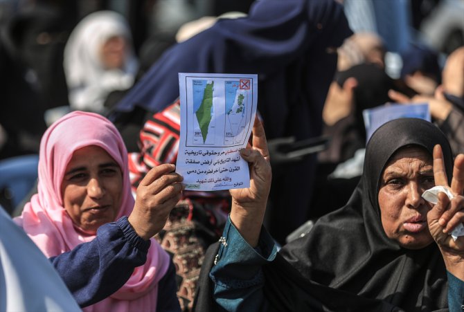 Gazze'de Filistinli kadınlardan ABD'nin sözde barış planına karşı gösteri