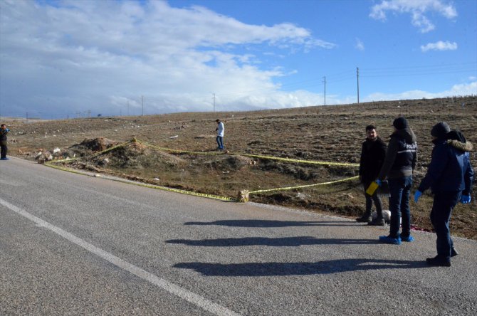 Karaman'da 11 yıl önce kaybolan kadına ait olduğu sanılan kemik parçaları bulundu