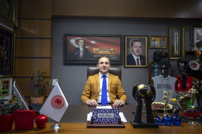 AK Parti'li Ödünç'ten stres atmak isteyen milletvekillerine ringde boks önerisi: