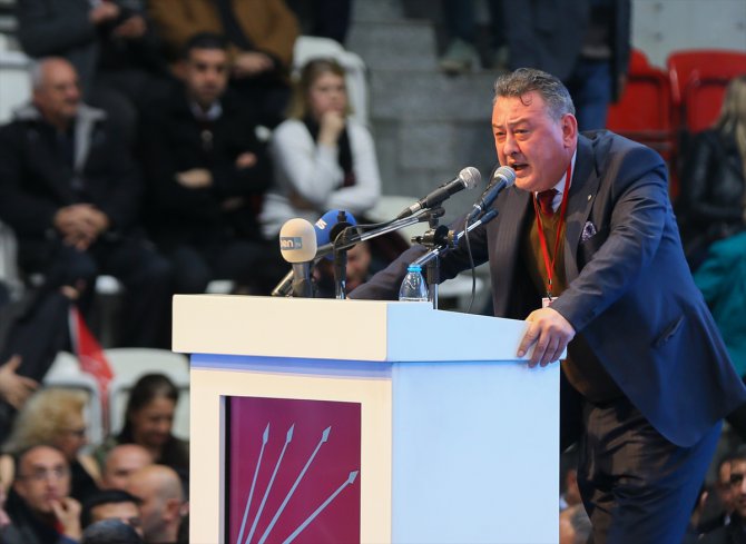 CHP İzmir İl Kongresi'nde Deniz Yücel tek aday oldu