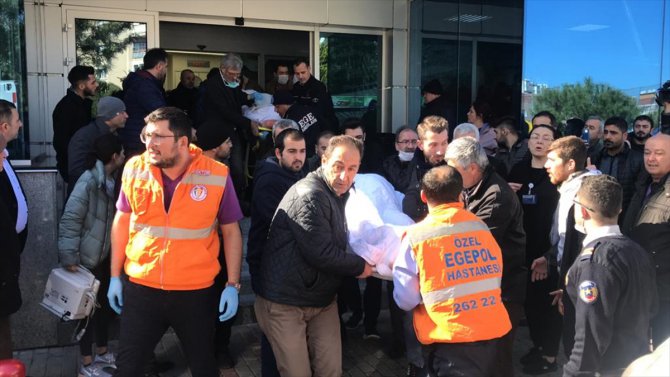 GÜNCELLEME - İzmir'de özel hastanede çıkan yangın söndürüldü