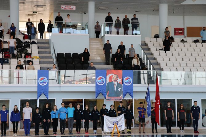 Paletli Yüzme Şampiyonası'nda 3 Türkiye rekoru kırıldı