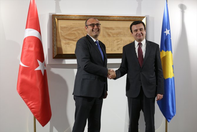 Türkiye'nin Priştine Büyükelçisi Sakar, Kosova Başbakanı Kurti'yi ziyaret etti