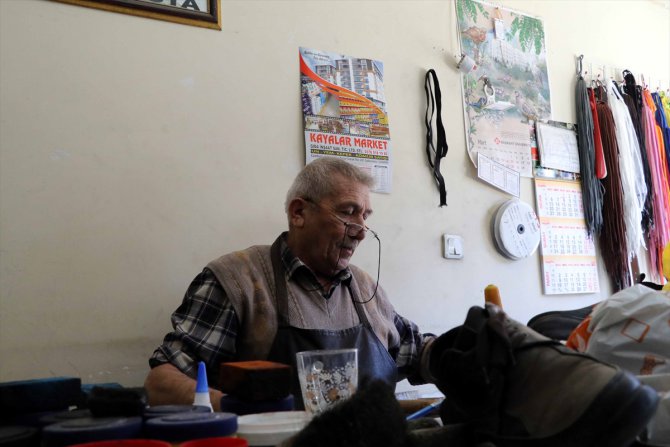 Çankırı'da 59 yıldır ayakkabılara "hayat" veriyor